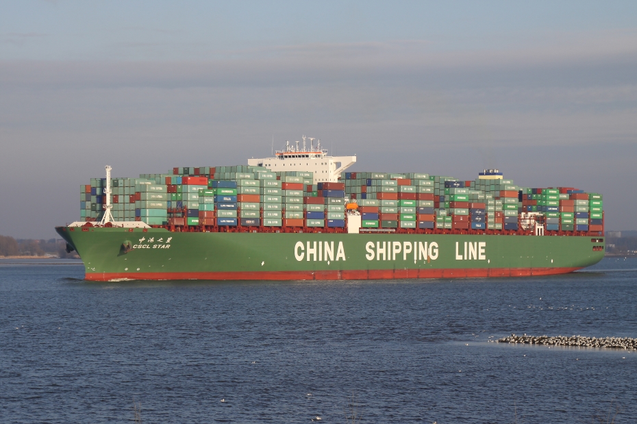 IMG15605.JPG - und auf der Weiterreise am 25.05., hier auf Höhe Lüheanleger